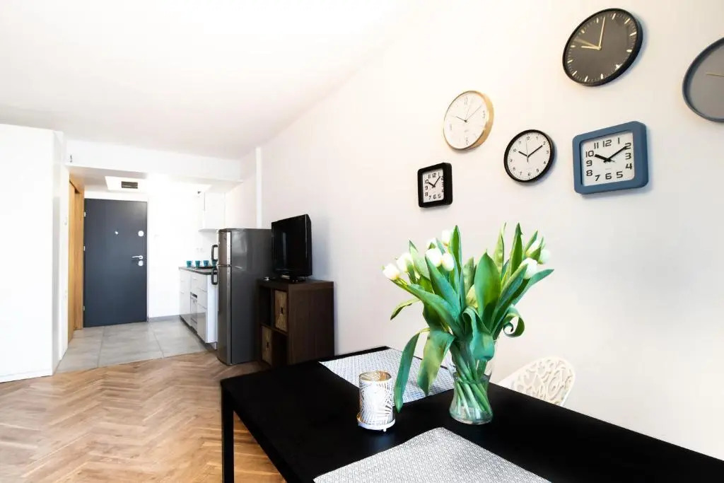 PiotrApartments - Central Warsaw - Walk Everywhere in Central Warsaw