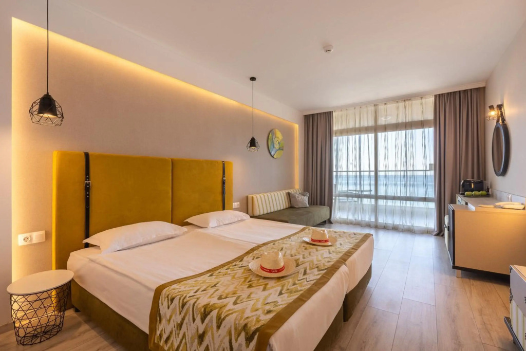 GRIFID Encanto Beach Hotel - MediSPA, Ultra All Inclusive & Private Beach