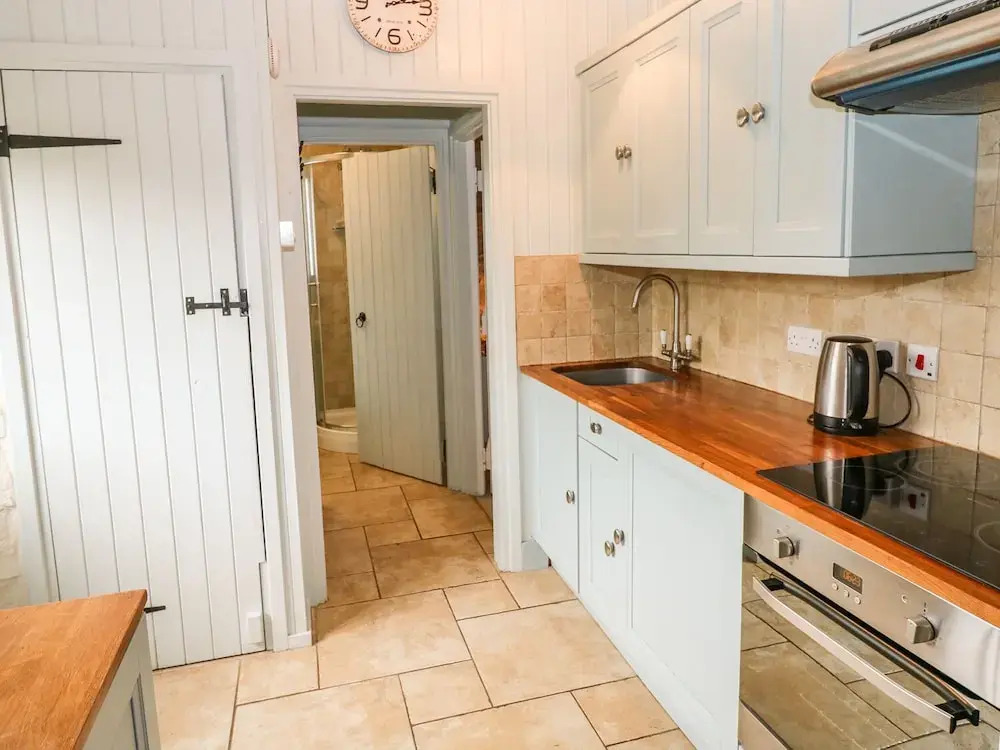4 Rogeston Cottages
