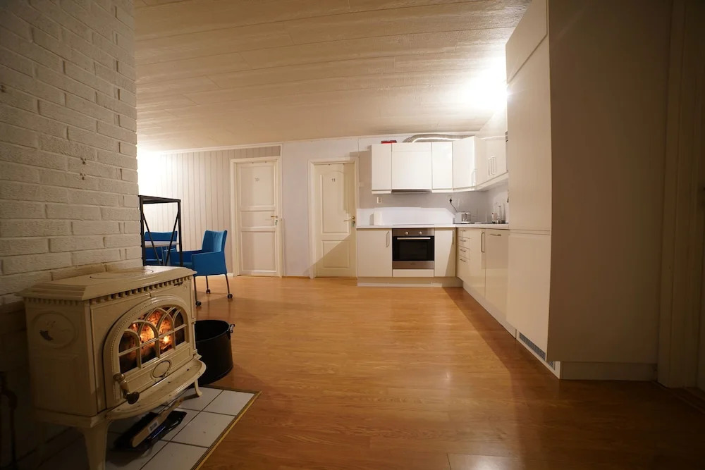 Mary Rooms