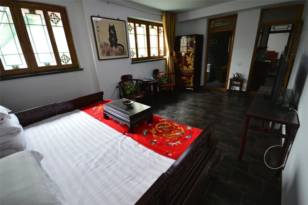 Longyuan Inn
