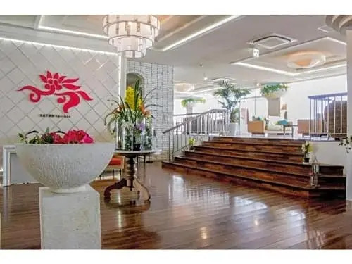 Sayan Terrace Hotel & Resort