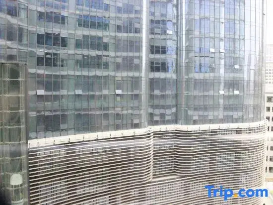Jinyuliang Apartment Hotel (Dingtai Zhonghui Plaza)