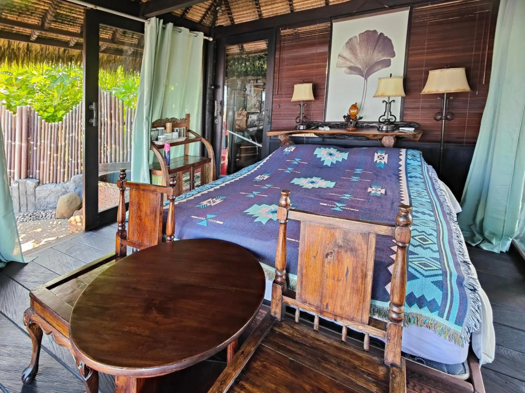 Beachfront Villa Nixie and the Sea Tabanan