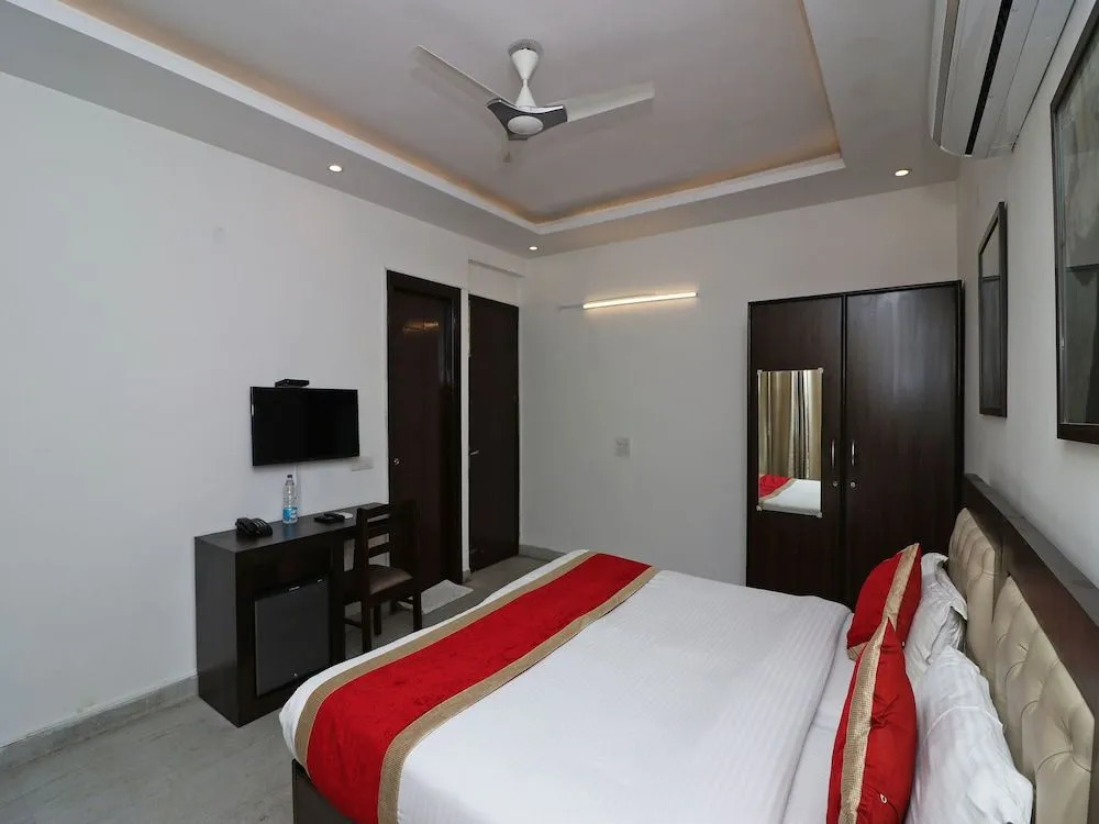 Oyo 13396 Hotel Prefer Inn