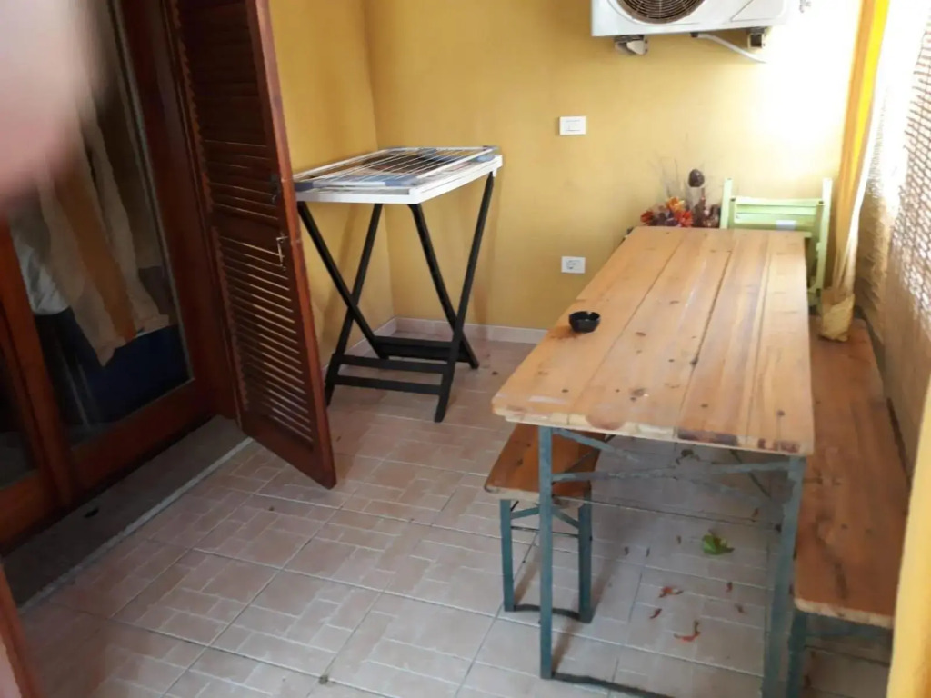 Airport-Port-Commercial Center-Veranda&Garden-wi fi-60mq-per 4 persone e 2 bimbi piccoli-Giallo-possibile upgrade gratis