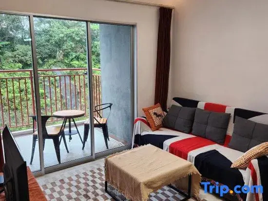 Cameron Highland 623 • British Style • 10pax