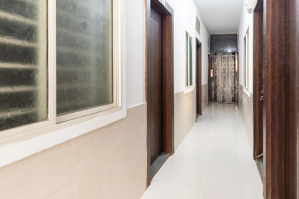 OYO 39969 Shivansh Palace