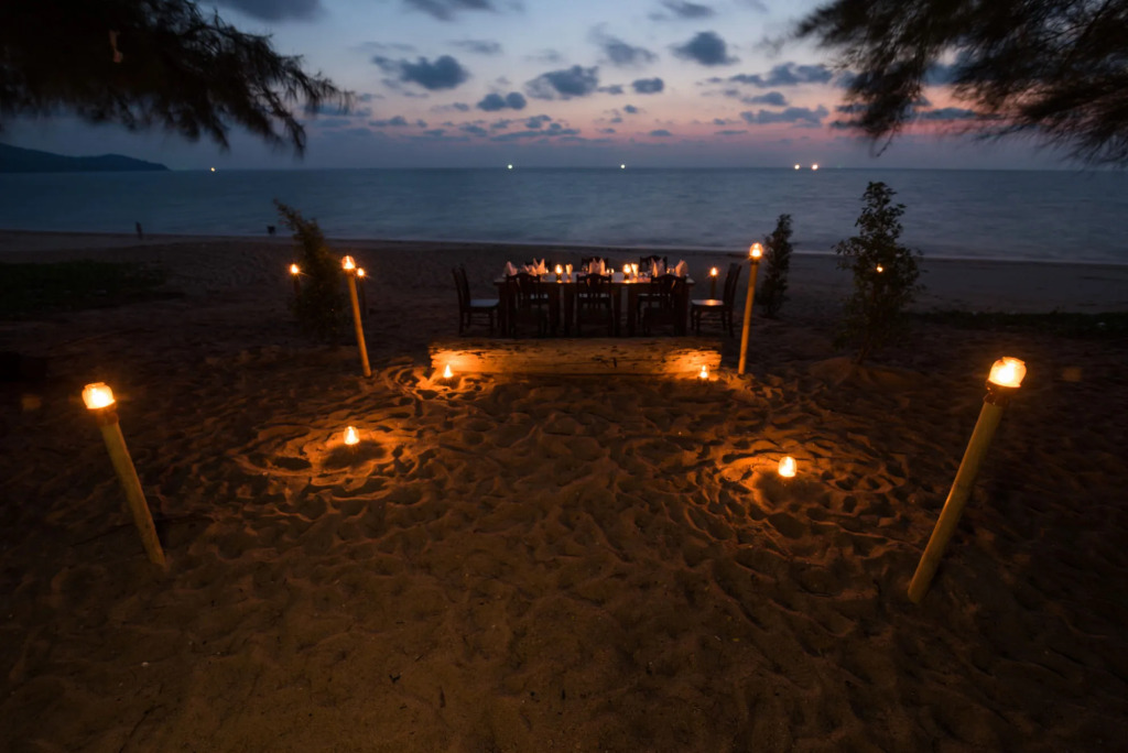 Coriacea Beachfront Boutique Phuket Resort