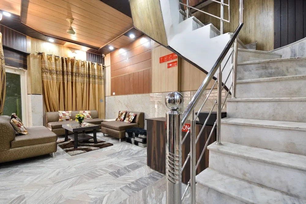 OYO 42893 Siali Residency