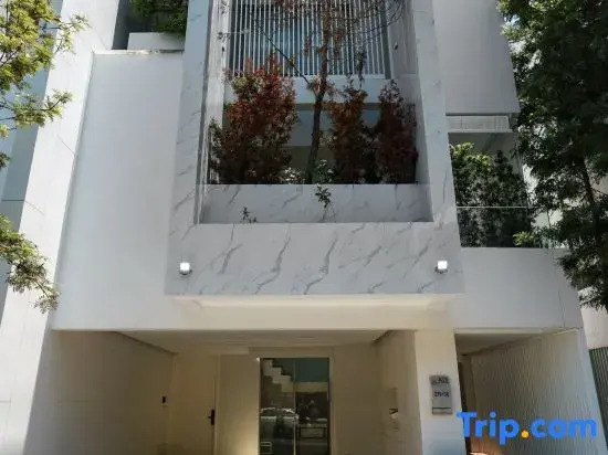 Luxury Villa Residence Laguna