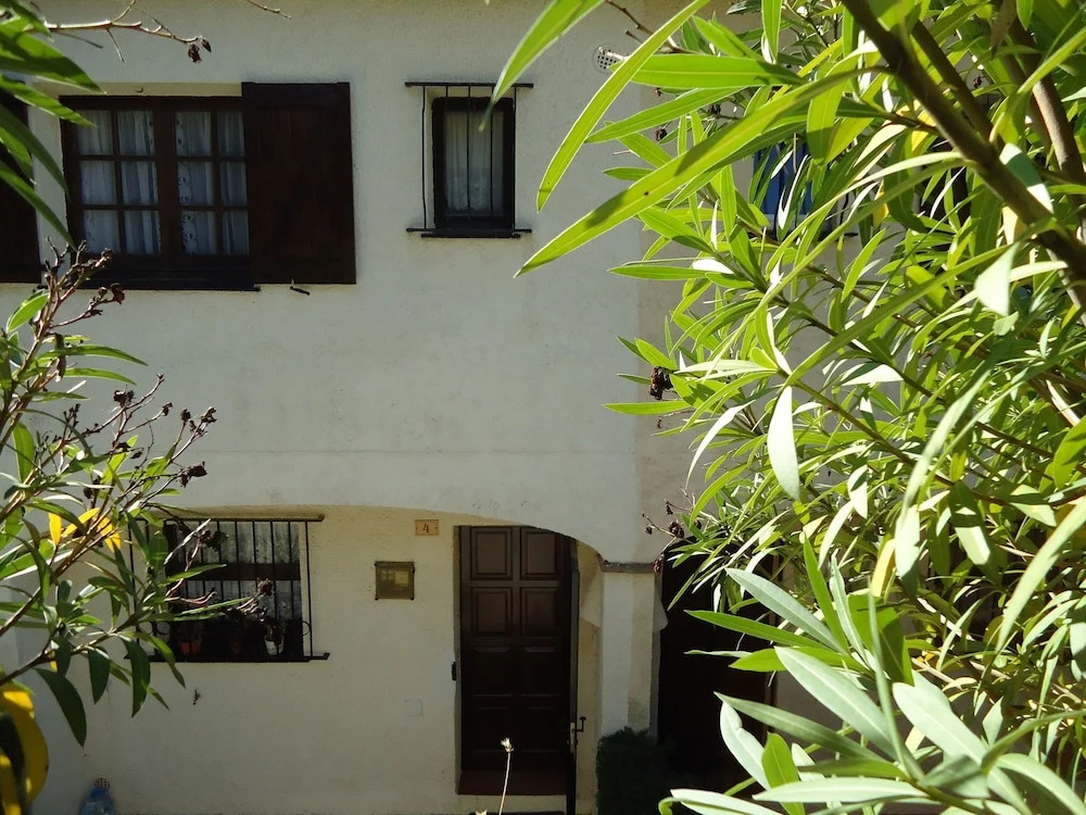 Pleasing Holiday Home in La Torre Vella With Swimming Pool