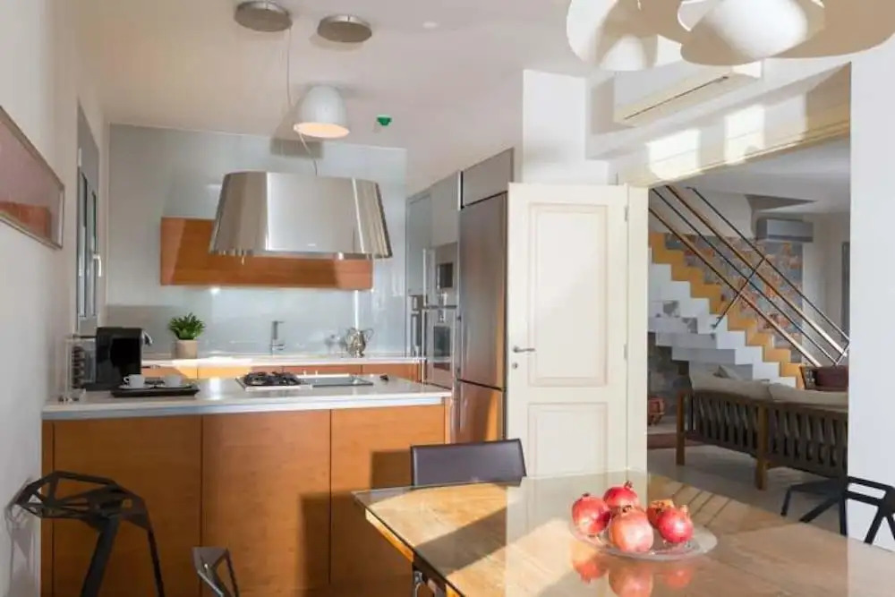 Sea View 3 Bedroom Villa Close to the Beach