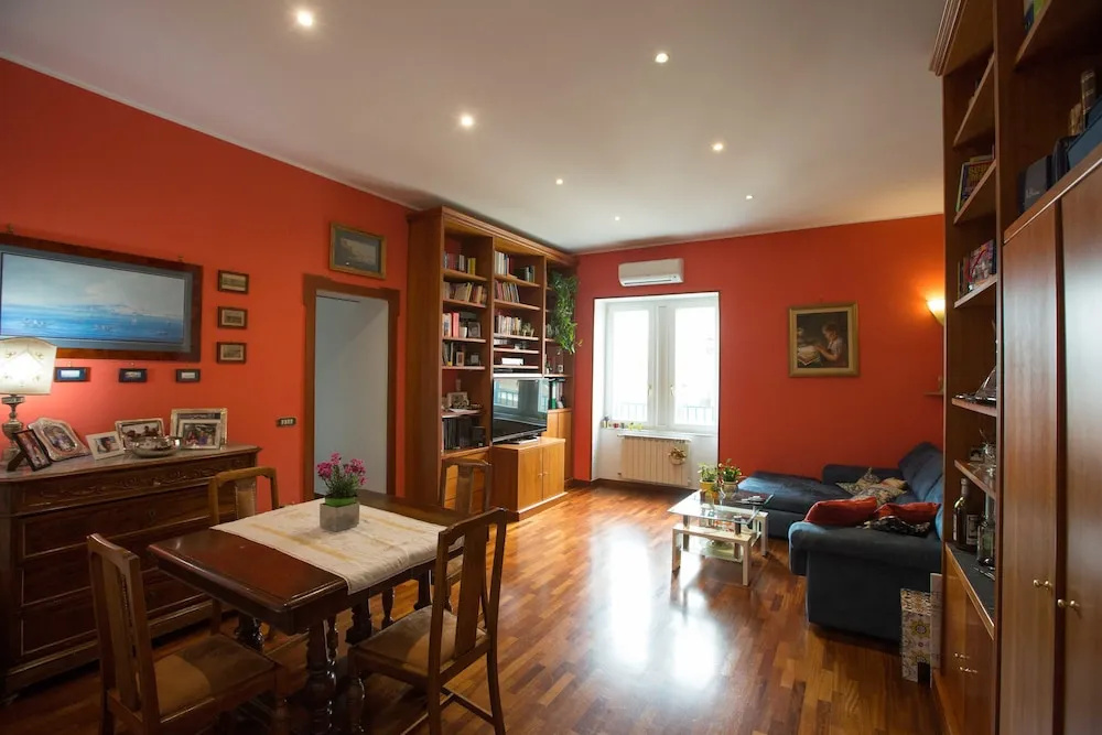 The Royal Flat