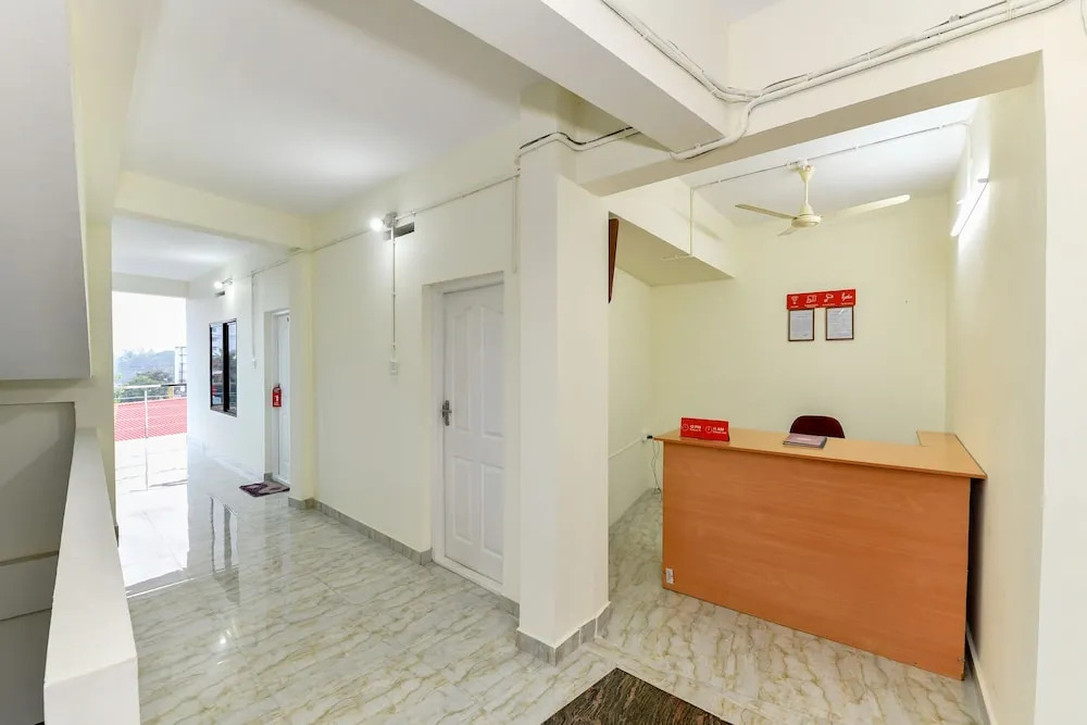 SilverKey Executive Stays 65165 Athani Residency