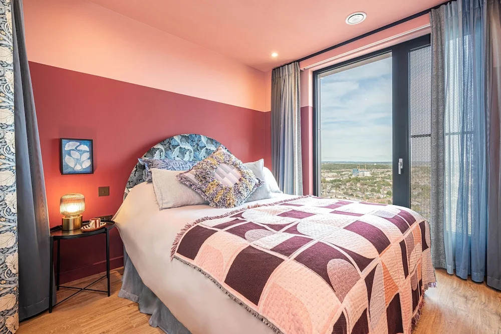 The Eades Laura Perryman 1 Bed
