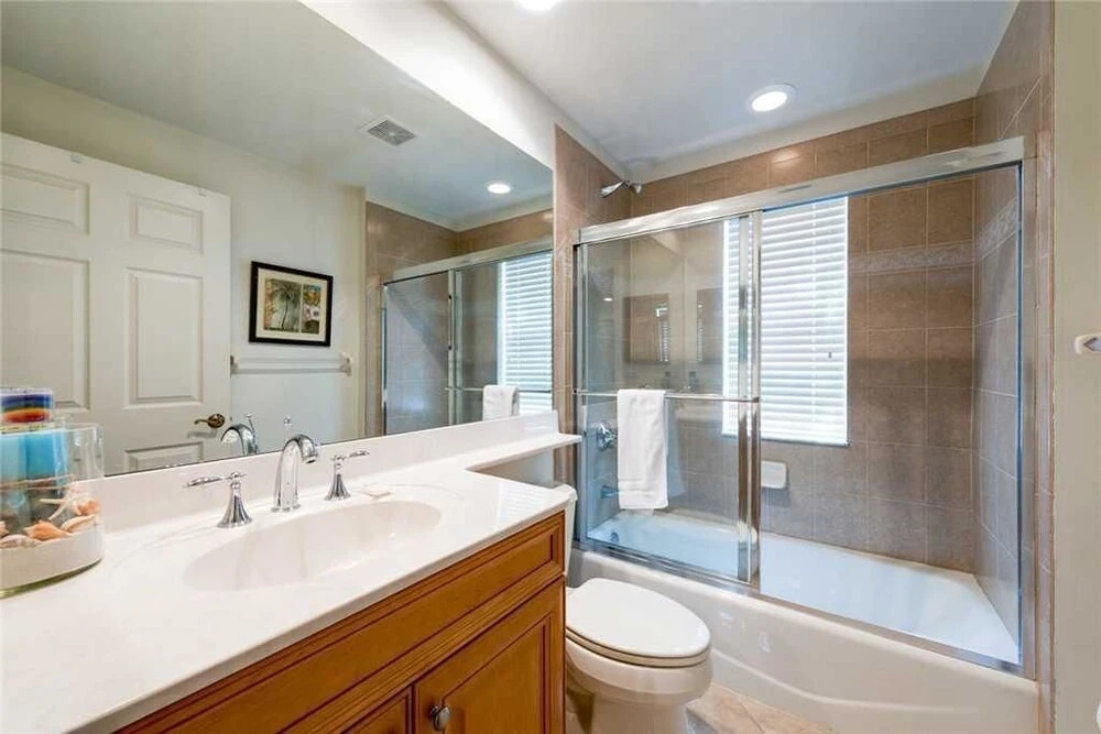 Bella Lago 124 - Three Bedroom Condo