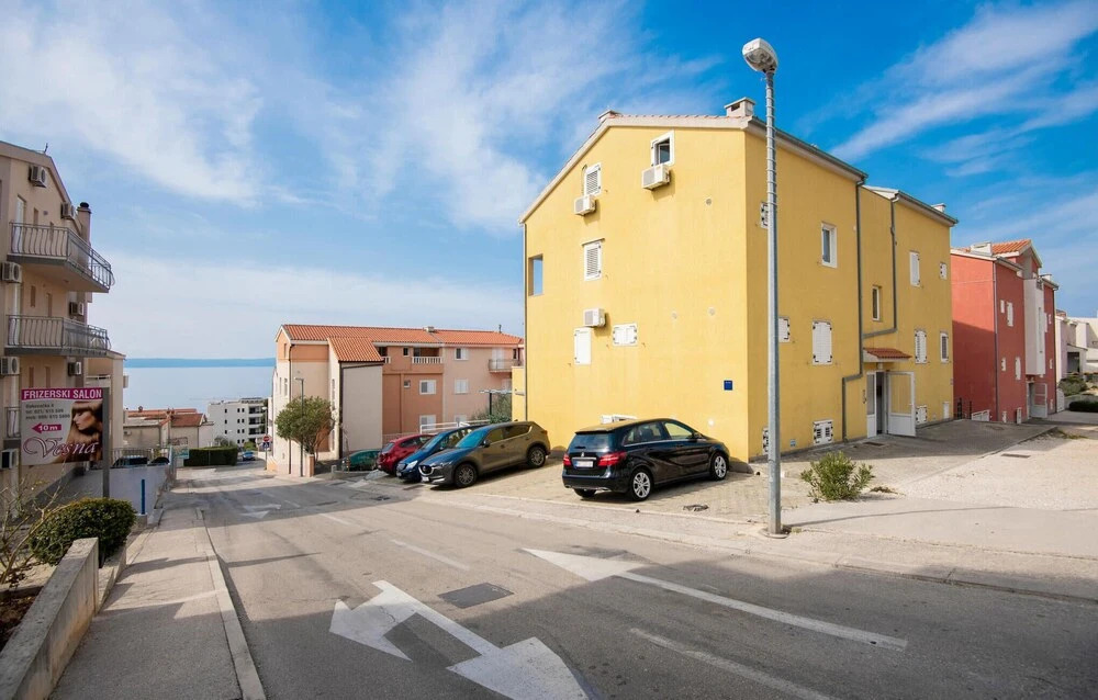 Stunning Apartment in Makarska With Wifi and 1 Bedrooms