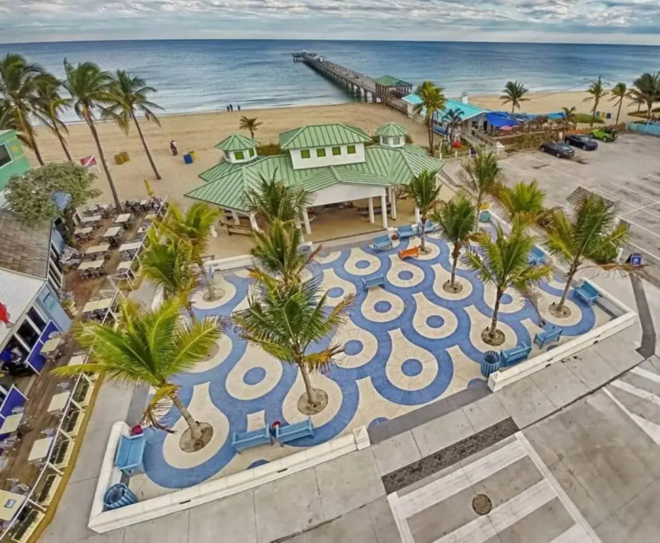 Steps to Sand and Sea 3