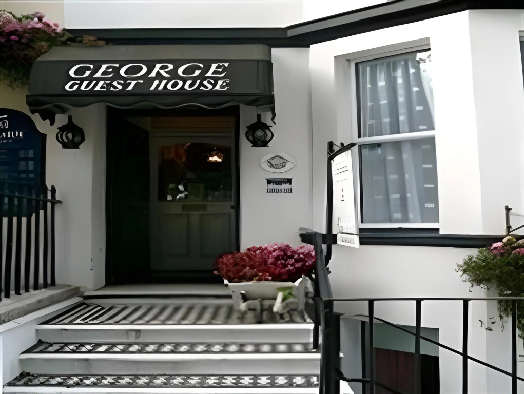 The George Guest House
