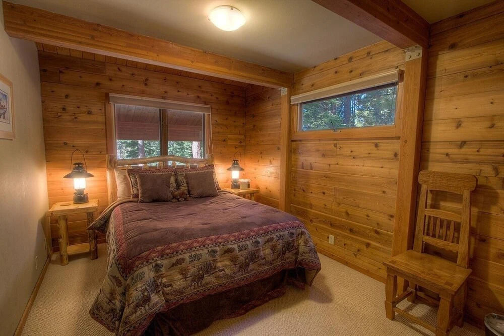 The Bass Chalet 3 Bedroom Home by RedAwning