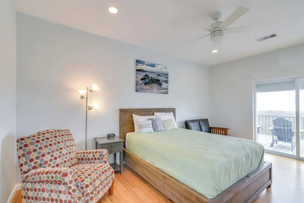 2 Oceanfront Homes w/ Surfside Beach Access