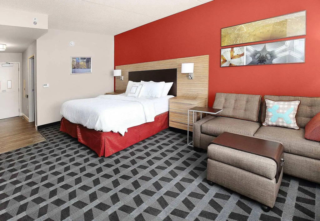 TownePlace Suites by Marriott Grove City Mercer/Outlets