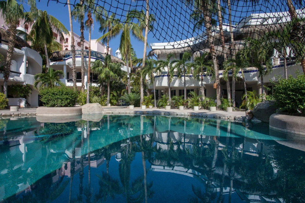 Club Cascadas De Baja