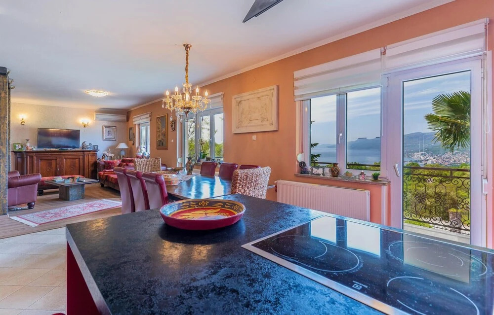 Amazing Home in Kastav With Wifi and 4 Bedrooms