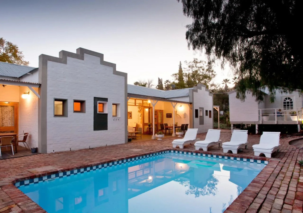 Karoo Retreat- Self Catering Villas and Guest House