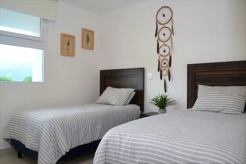 Condo Niza 266 by MDR