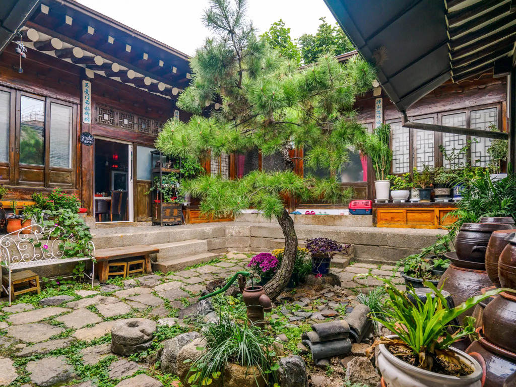 Sophia Hanok Guesthouse