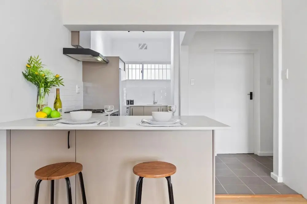 E1 Ventnor House