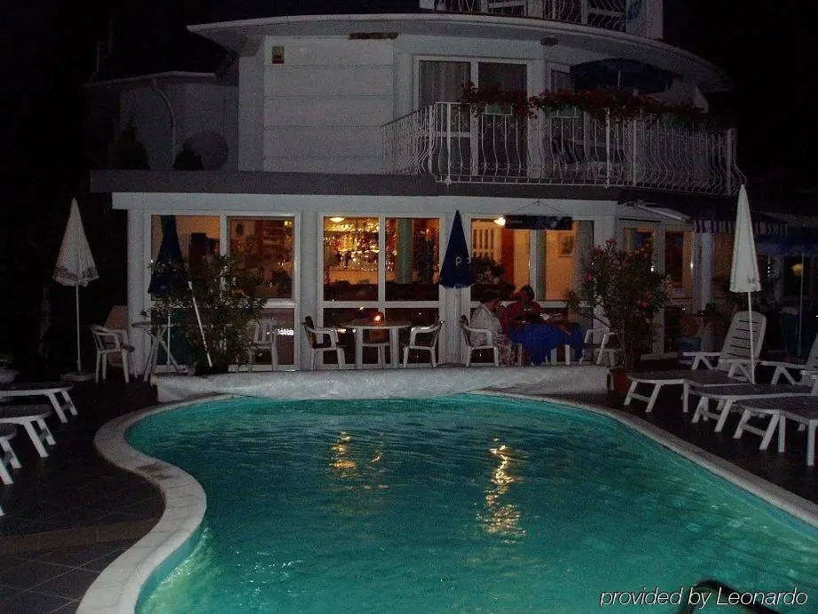Villa Rosa Hotel