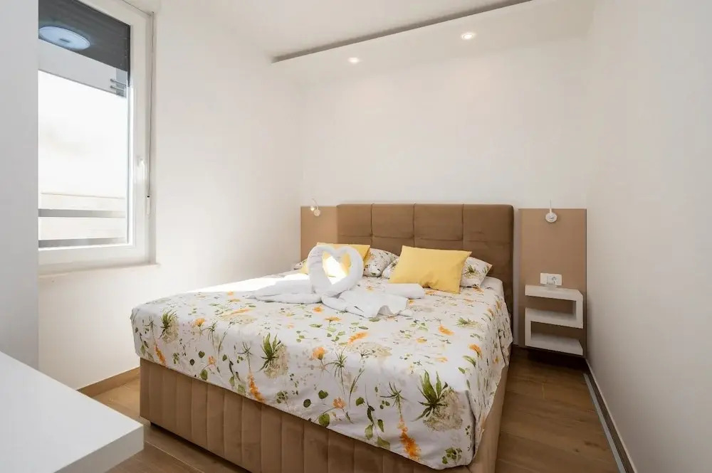 Exquisite and Stylish Apartment Trogir