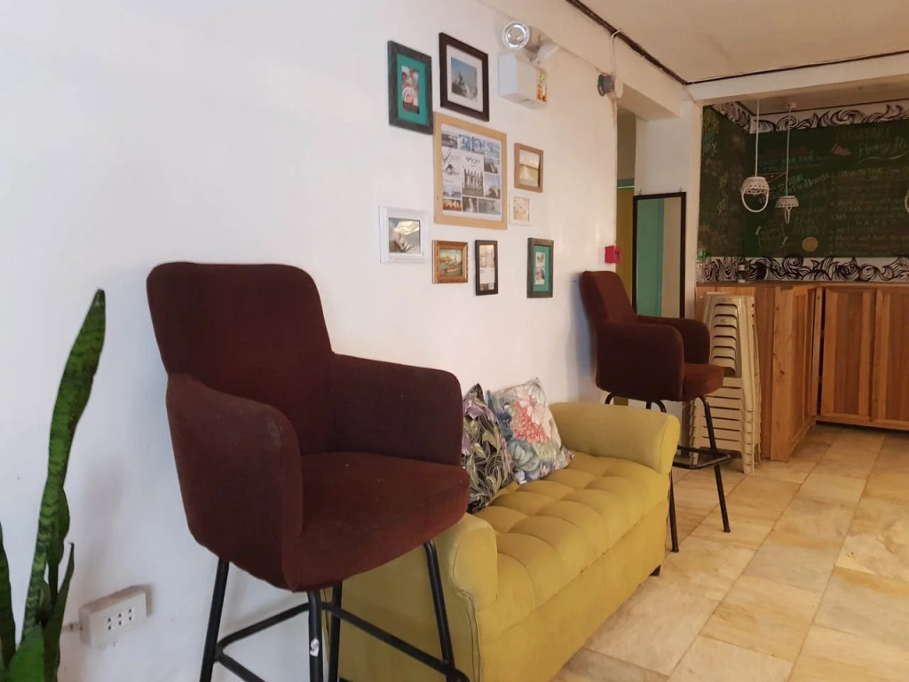 Go Surfari House