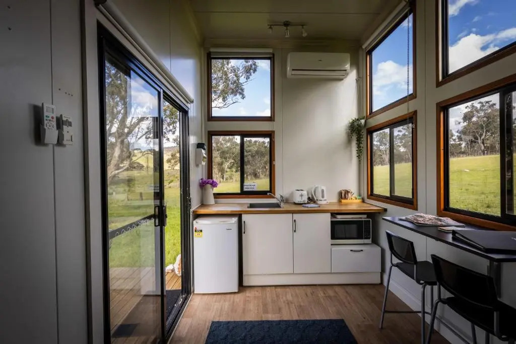 Sithuri Tiny House by Tiny Away