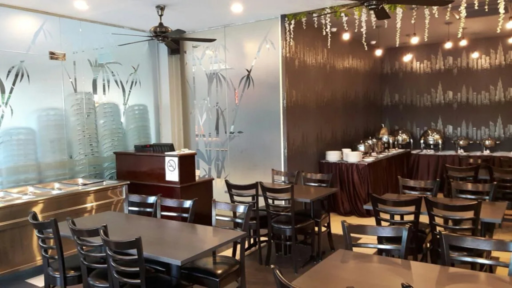 Swing & Pillows at Bary Inn, KLIA Transit
