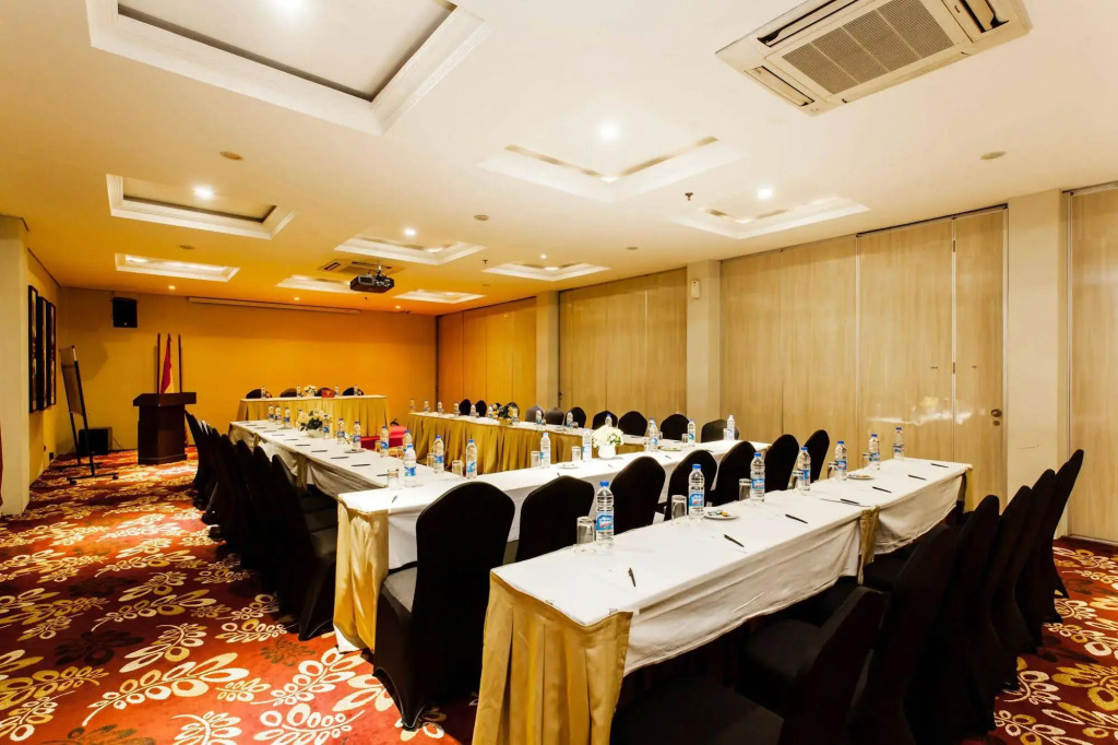 ZEN Premium Blok M Palatehan