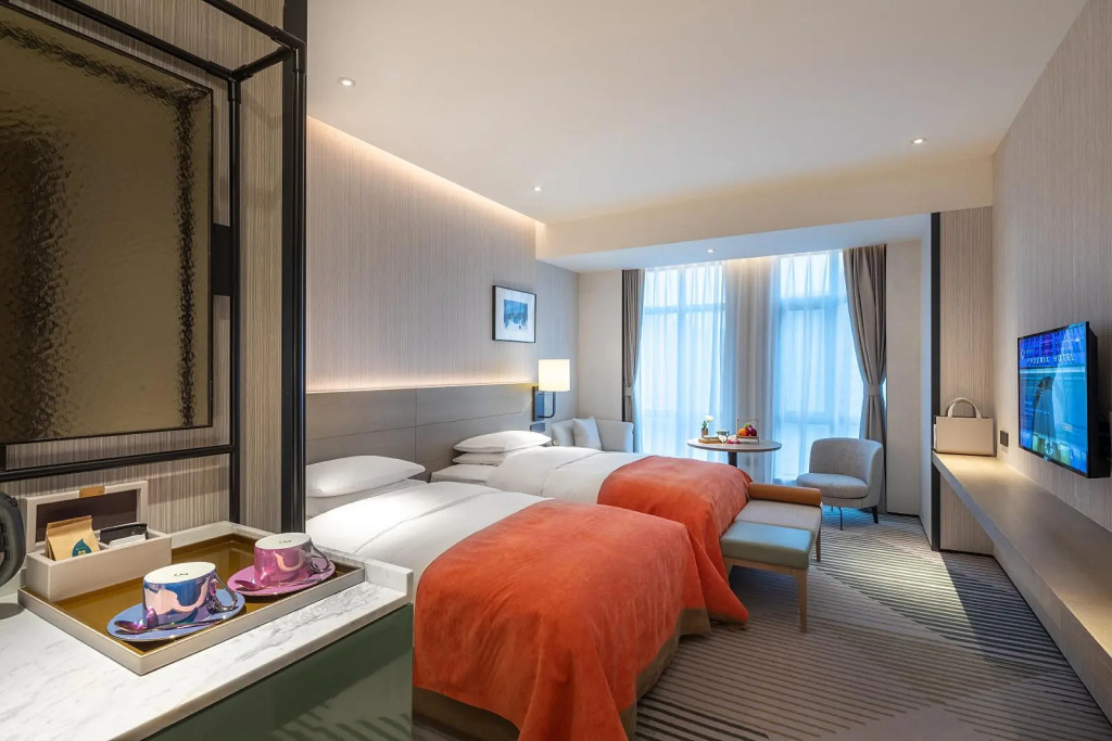 Phoenix Hotel