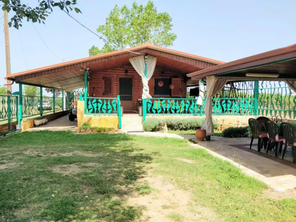 Ikos Olympus - Elegant wooden cabin house near the beach
