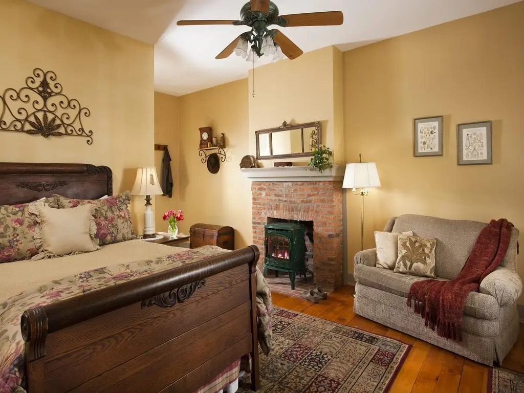 Brickhouse Inn B&B