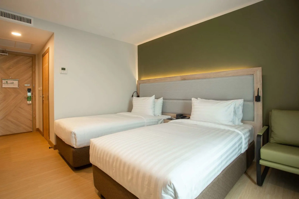 Prime Square Hotel