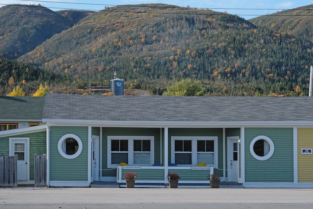 Seaside Suites