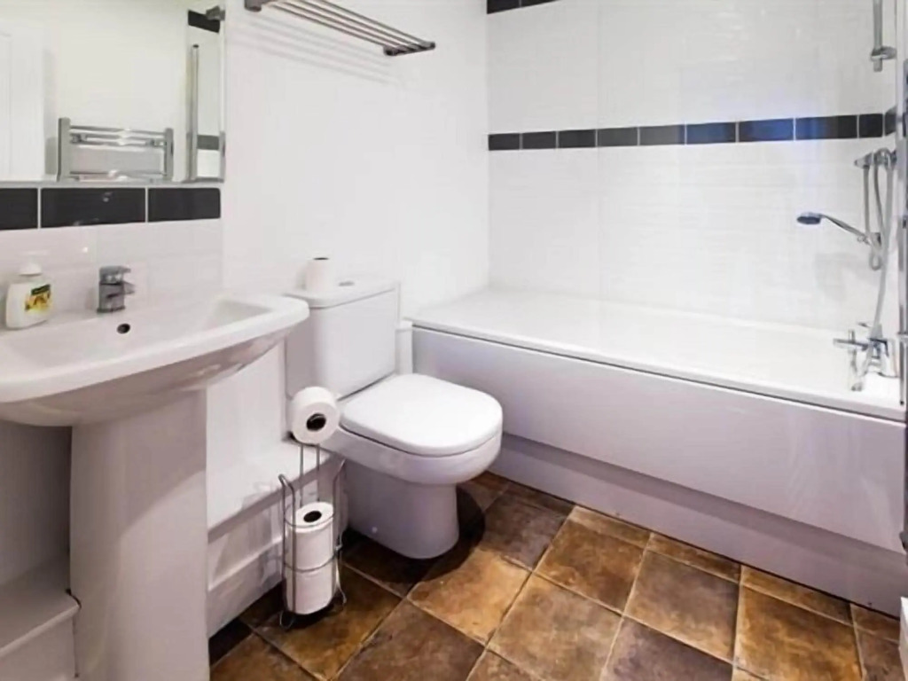 Beddoe Apartments