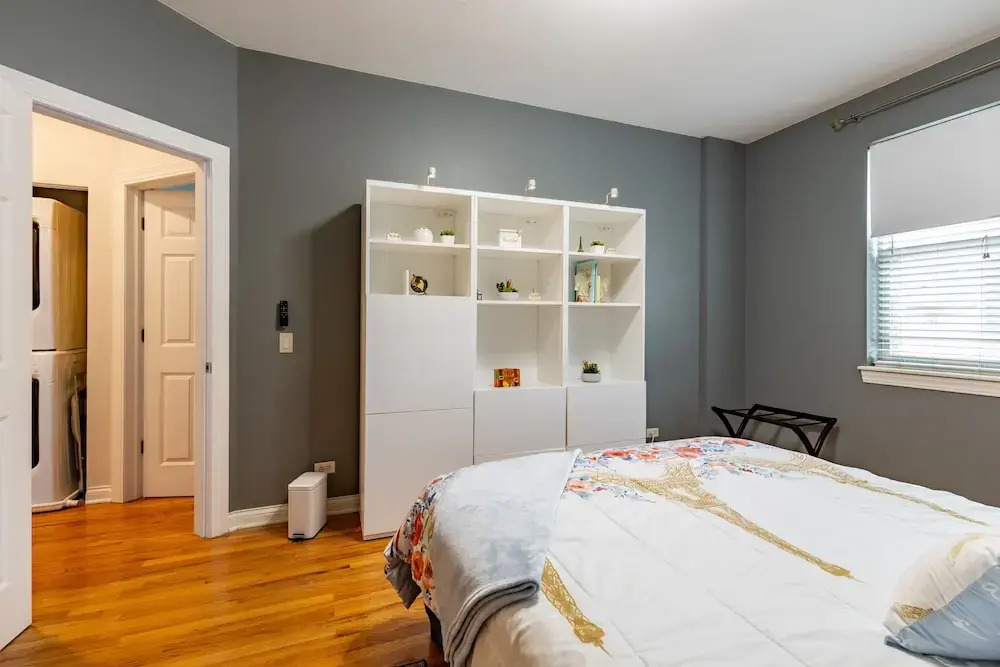 Windy City Getaway 3br 2ba Chicago Townhouse 3 Bedroom Home by RedAwning