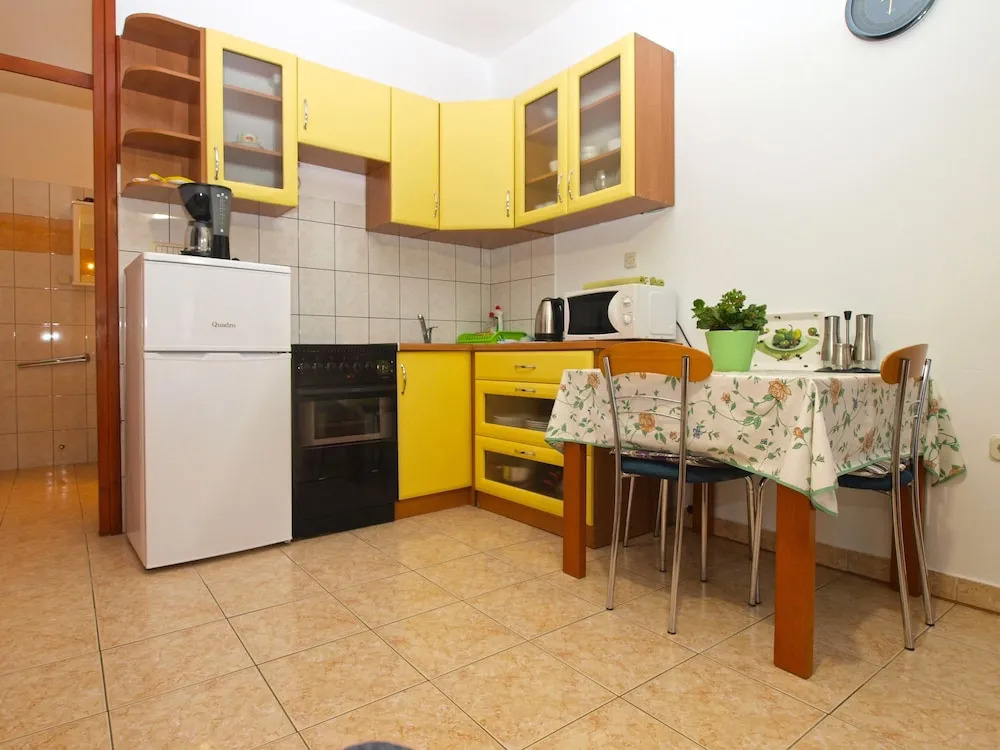 Apartment 397