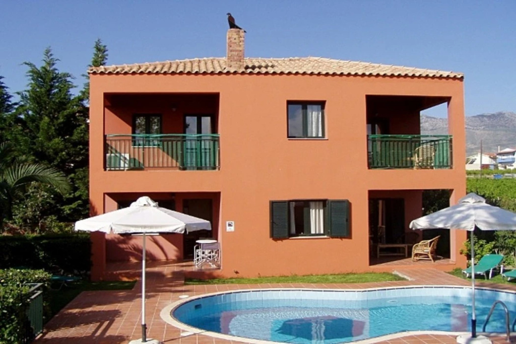 Christina Villas- Minoan inland