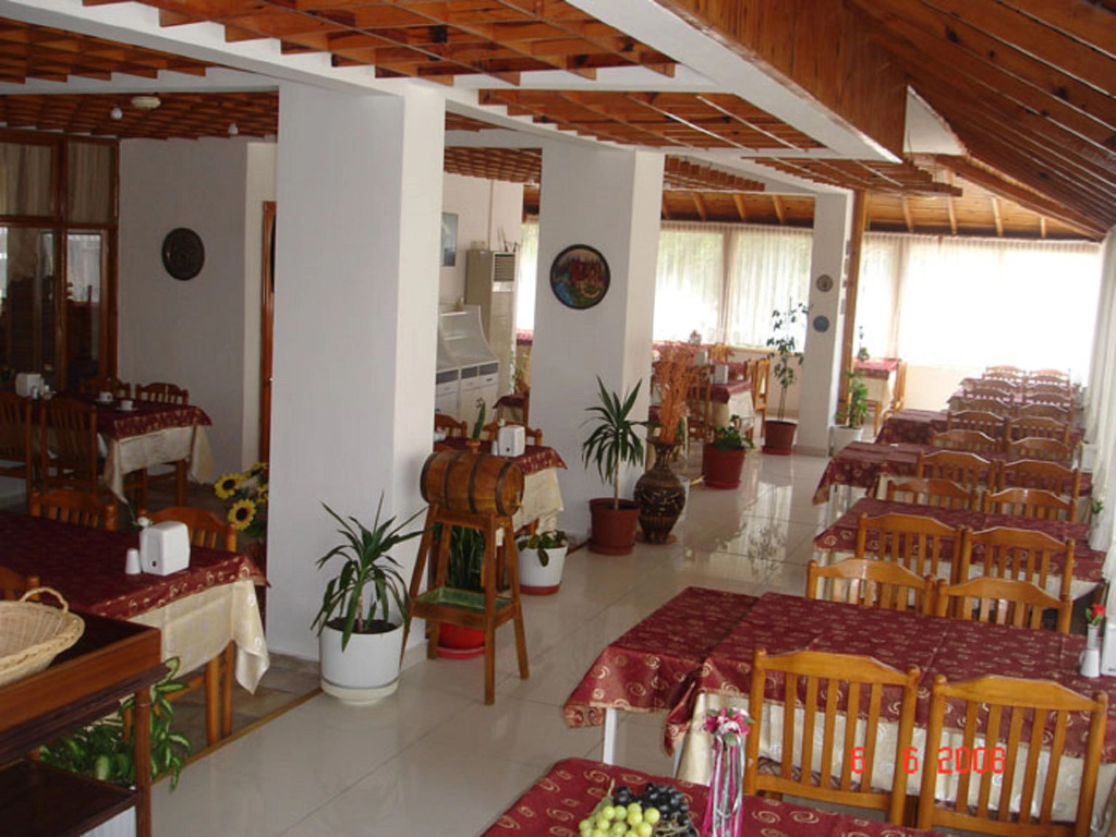 Hotel Saadet