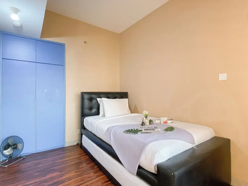 Great Choice 2Br At Lrt City Jatibening Apartment